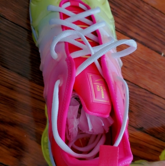 RARE NIKE Vapormax Plus Pink Volt Gradient Running Shoes Womens 10 - Picture 7 of 12